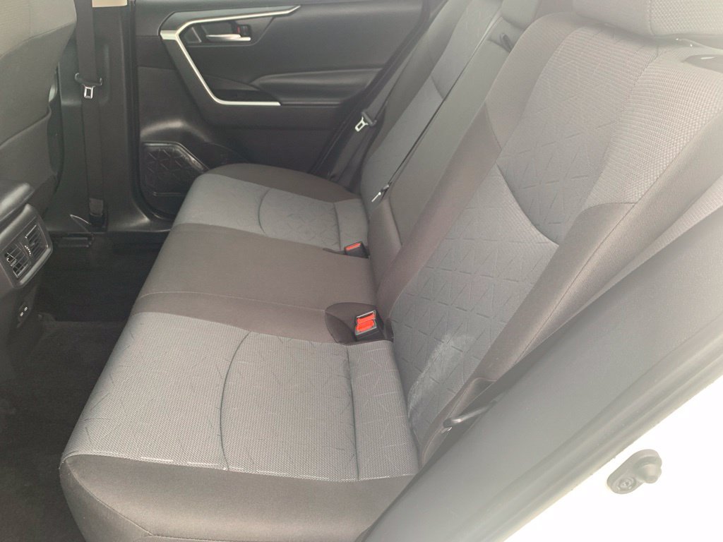 Used 2025 Toyota RAV4 XLE AWD/4WD image 16