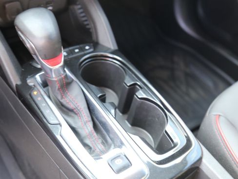 Used 2025 Chevrolet TrailBlazer RS w/ Convenience Package image 17