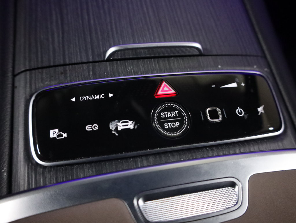 Certified 2023 Mercedes-Benz EQS 580 4MATIC Sedan image 17