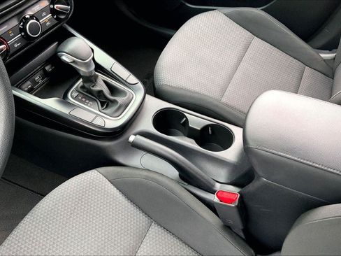 Used 2022 Kia Soul LX w/ Technology Package FWD image 15