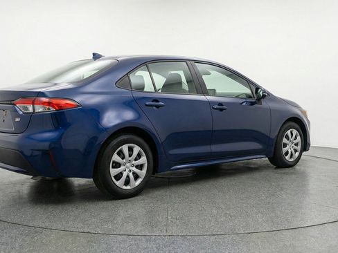 Used 2025 Toyota Corolla LE FWD image 9