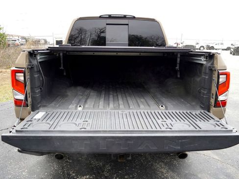 Used 2020 Nissan Titan PRO-4X w/ Pro-4x Convenience Package image 40