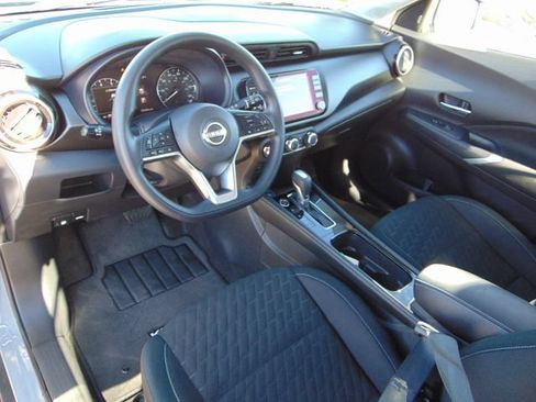 Used 2023 Nissan Kicks SV FWD image 11