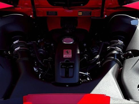 Used 2023 Ferrari F8 Tributo RWD image 24
