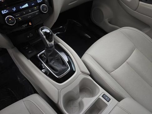 Used 2022 Nissan Rogue Sport SL w/ Premium Package FWD image 25