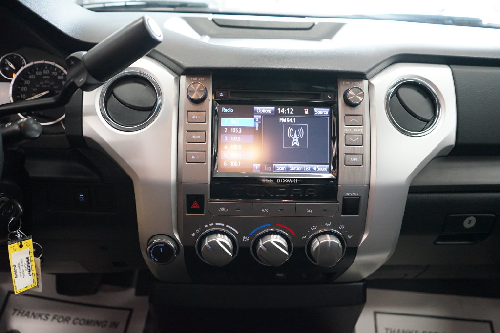 Used 2014 Toyota Tundra SR5 AWD/4WD image 5