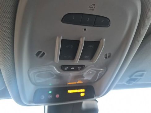 Used 2024 Buick Encore GX Avenir w/ Avenir Technology Package image 22