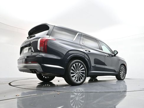 Used 2024 Hyundai Palisade Calligraphy image 39