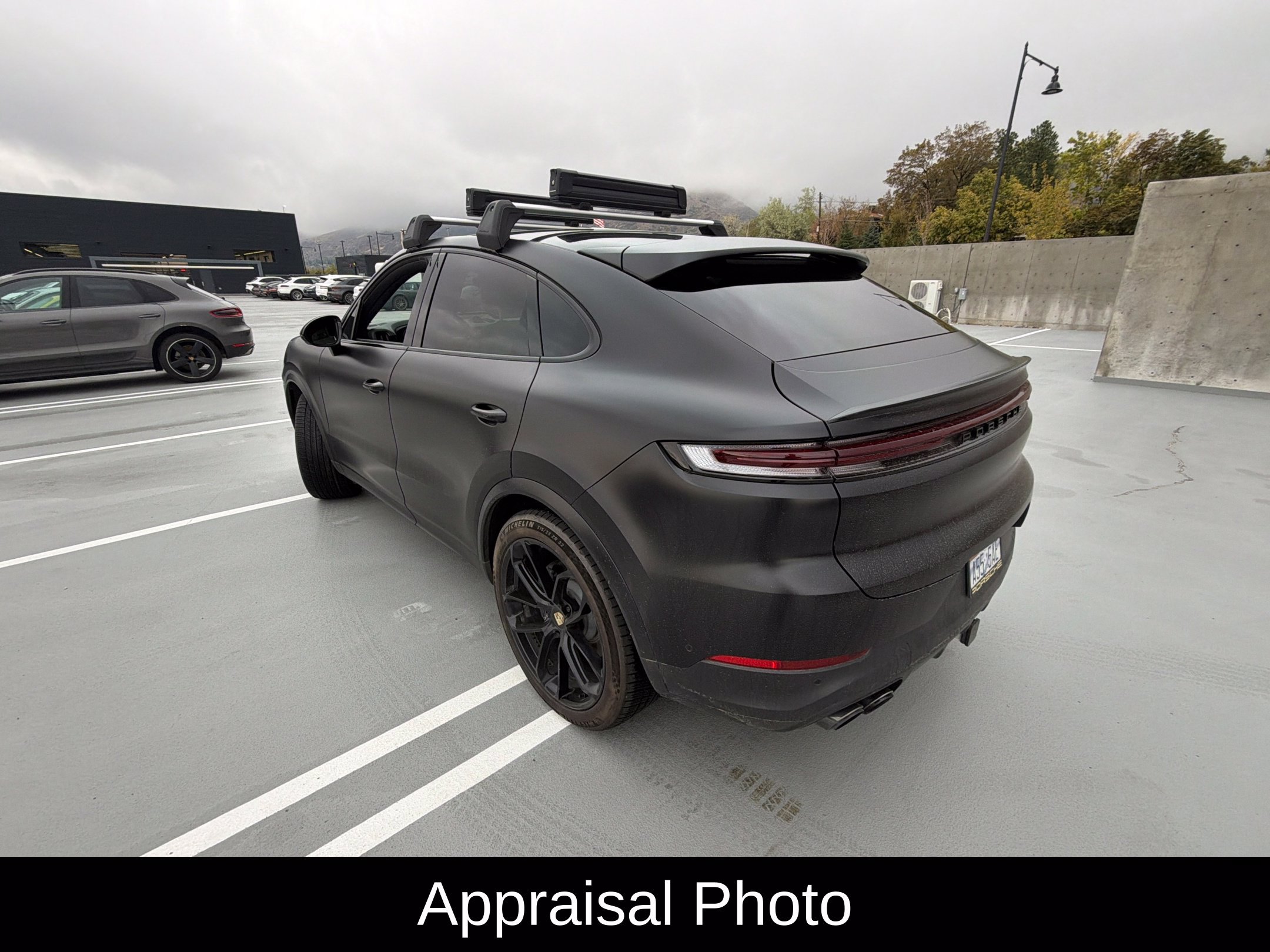 Certified 2024 Porsche Cayenne Coupe AWD/4WD image 12