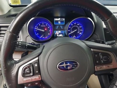 Used 2016 Subaru Outback 3.6R Limited AWD/4WD image 8