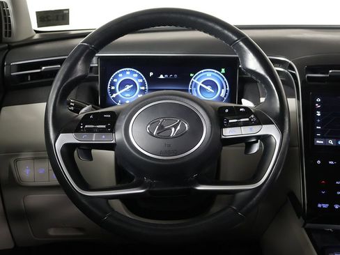 Certified 2023 Hyundai Tucson Limited AWD/4WD image 40