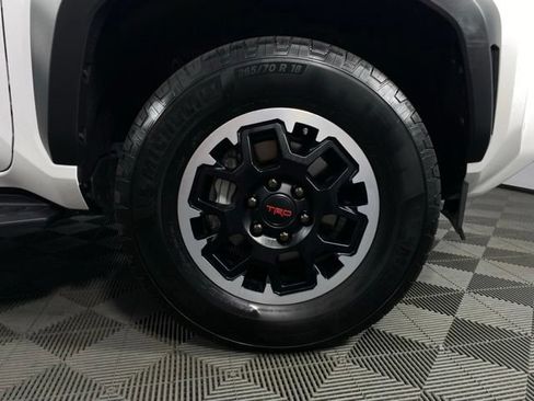 Used 2025 Toyota 4Runner TRD Off-Road Premium AWD/4WD image 15