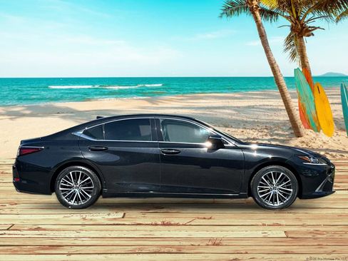 Used 2023 Lexus ES 350 w/ Premium Package image 7