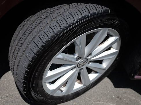 Used 2013 Volkswagen Passat 2.5 SEL Premium FWD image 53