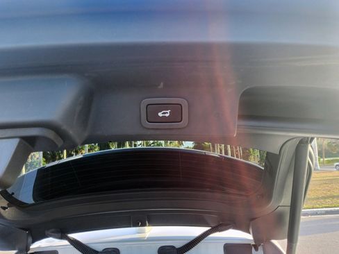 Used 2019 Jaguar F-PACE Premium AWD/4WD image 49