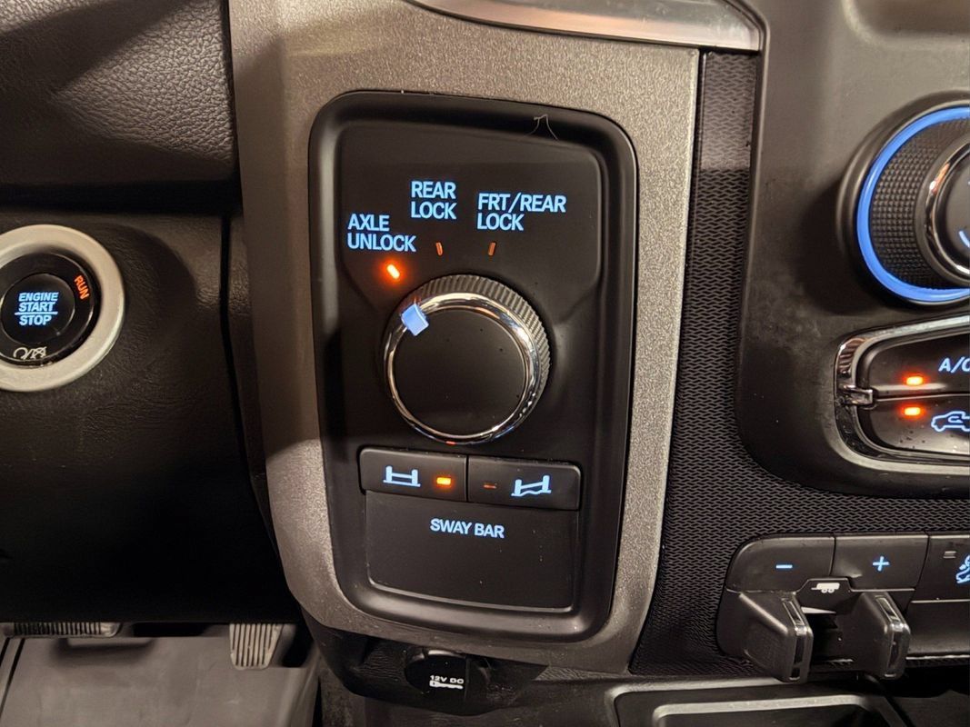 Used 2017 RAM 2500 Power Wagon w/ Leather & Luxury Group AWD/4WD image 18