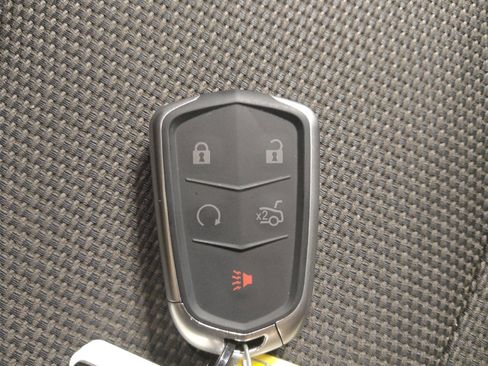 Used 2019 Chevrolet Traverse LS FWD image 32