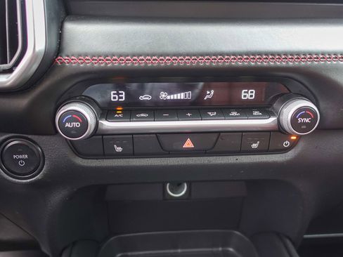 Certified 2025 MAZDA CX-50 AWD 2.5 Hybrid w/ Premium Pkg image 17