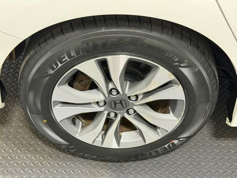 Used 2013 Honda Accord LX image 18