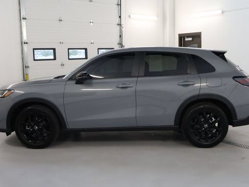 Used 2025 Honda HR-V Sport image 4