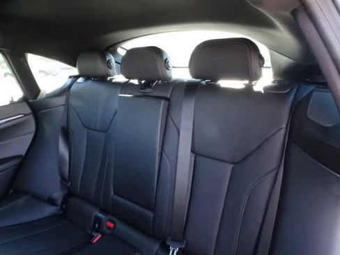 Used 2025 BMW M440i w/ Premium Package image 19