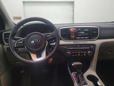 Used 2021 Kia Sportage LX w/ LX Fwd Popular Package image 22