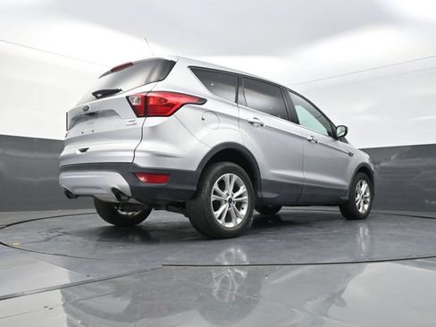 Used 2019 Ford Escape SE AWD/4WD image 37