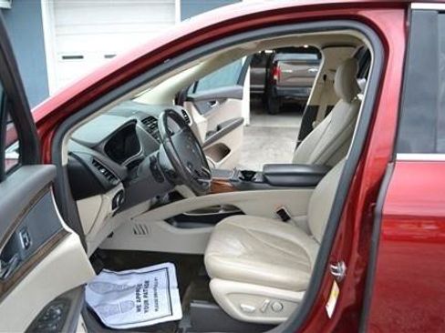 Used 2016 Lincoln MKX Reserve w/ Technology Package AWD/4WD image 11