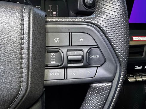 Used 2025 Toyota Tacoma SR5 image 26