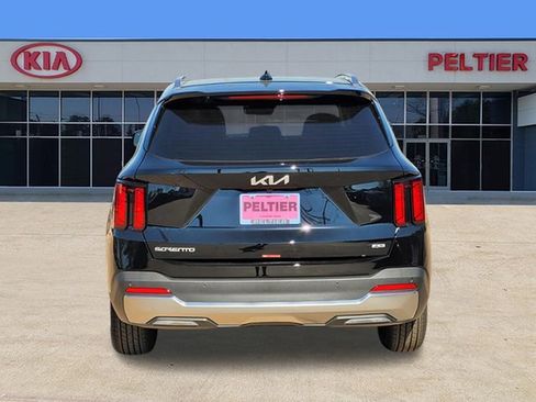 New 2026 Kia Sorento S w/ S Panoramic Sunroof Package AWD/4WD image 4