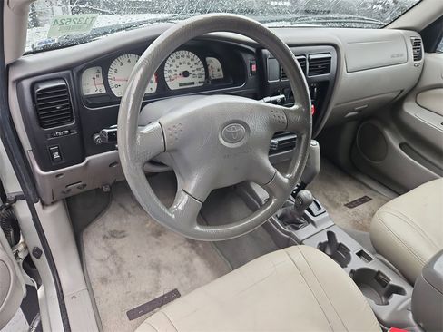 Used 2002 Toyota Tacoma 4x4 Double Cab image 13