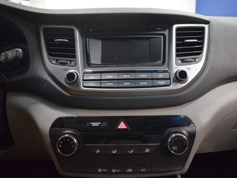 Used 2017 Hyundai Tucson SE image 22