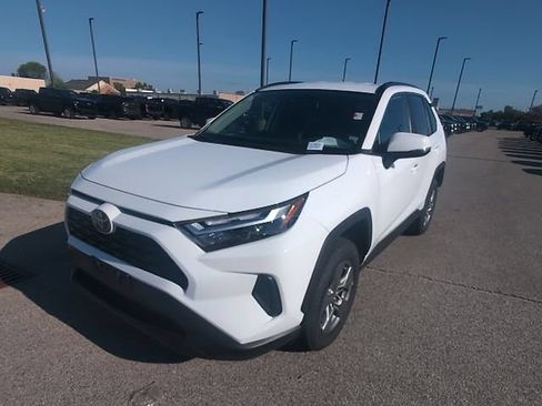 Certified 2025 Toyota RAV4 XLE FWD image 13