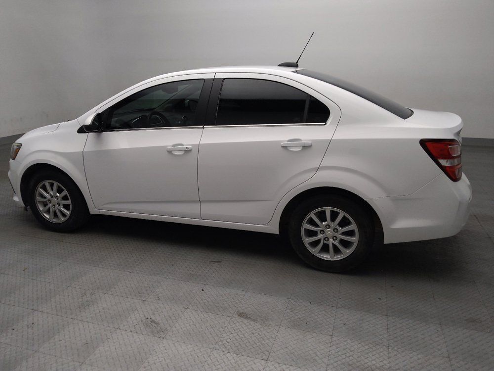 Used 2018 Chevrolet Sonic LT FWD image 3