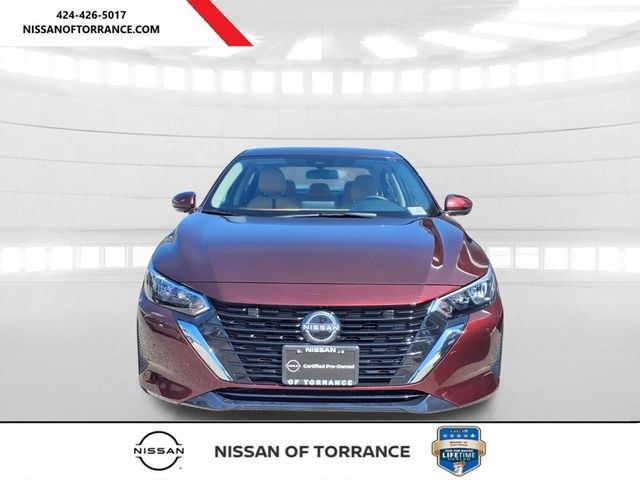 Used 2025 Nissan Sentra SV w/ SV Premium Package FWD image 2