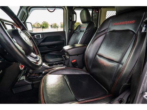 Used 2018 Jeep Wrangler Unlimited Rubicon image 12