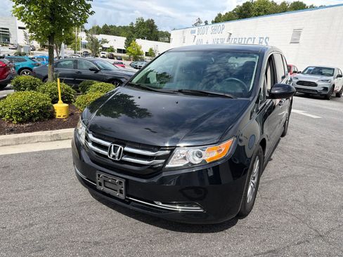 Used 2016 Honda Odyssey SE image 4