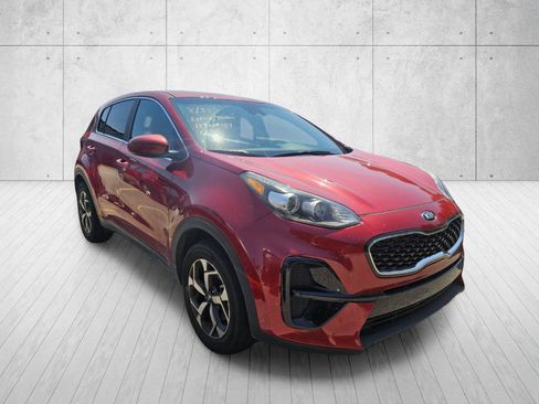 Used 2022 Kia Sportage LX FWD image 1