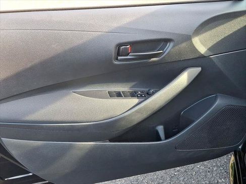 Certified 2023 Toyota Corolla LE w/ Carpet Mat Package (TMS) FWD image 11