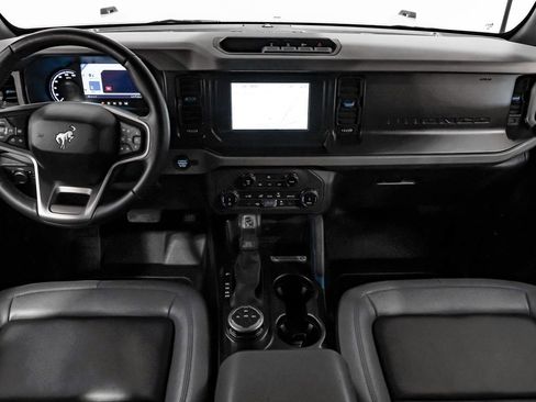 Used 2022 Ford Bronco Black Diamond image 14