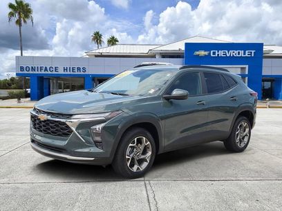 Used 2025 Chevrolet Trax LT w/ Driver Confidence Package