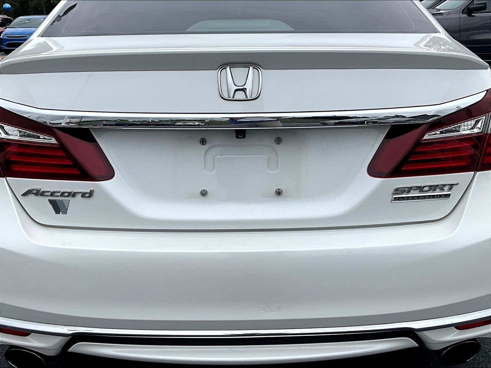 Used 2017 Honda Accord Sport Special Edition image 23