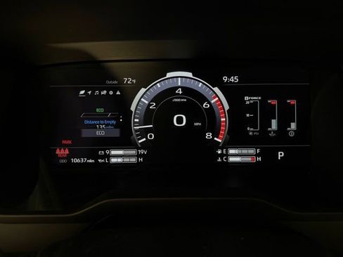 Used 2023 Toyota Tundra Platinum image 18