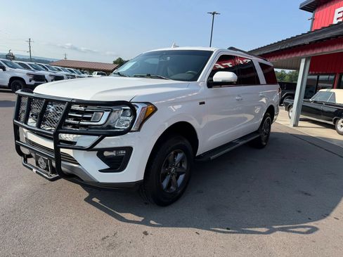 Used 2021 Ford Expedition Max XLT AWD/4WD image 2