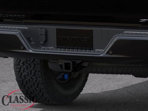 New 2026 Chevrolet Colorado ZR2 w/ Technology Package AWD/4WD image 16