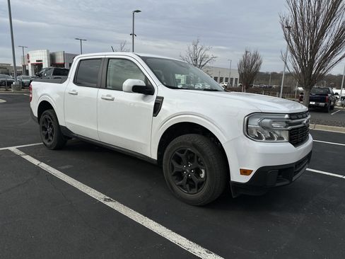 Used 2023 Ford Maverick Lariat w/ Lariat Luxury Package image 29