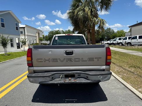 Used 2001 Chevrolet S10 Pickup LS w/ Preferred Equipment Group RWD image 2