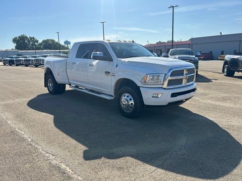 Used 2014 RAM 3500 Laramie Longhorn w/ Cold Weather Group AWD/4WD image 8