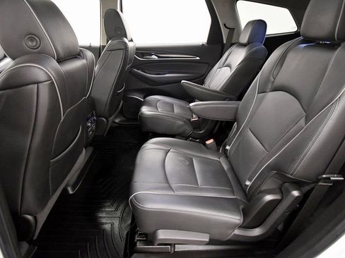 Used 2020 Buick Enclave Avenir w/ Avenir Technology Package image 15