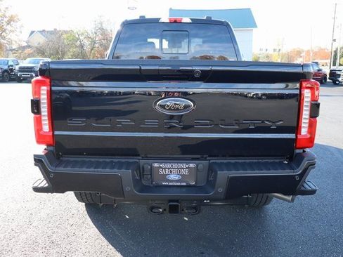 New 2026 Ford F250 Lariat w/ Black Appearance Package image 17